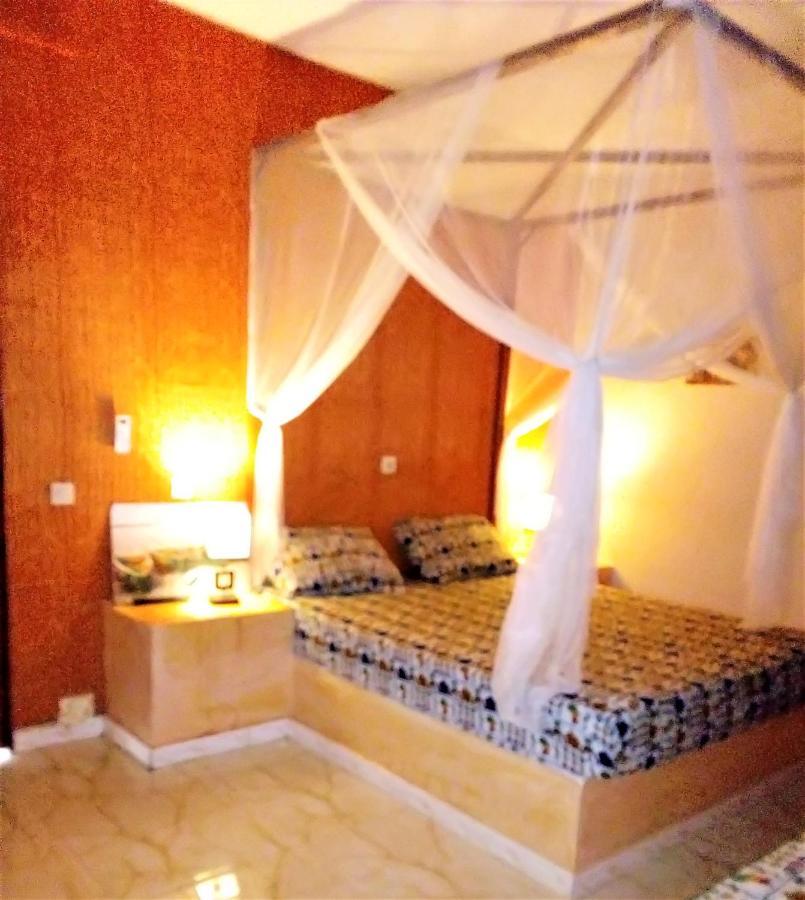 Le Chamama Hotell Niaga Exteriör bild