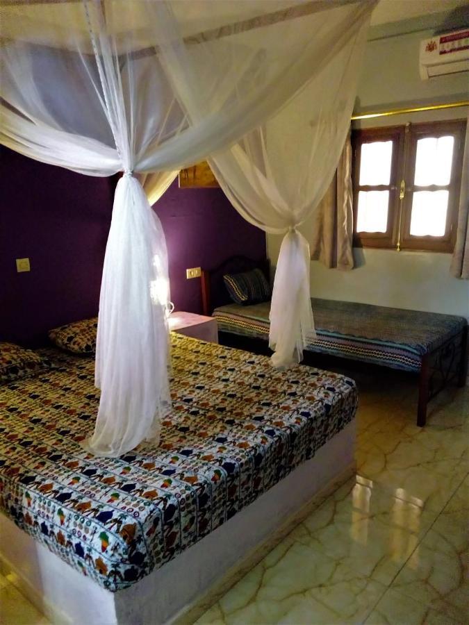 Le Chamama Hotell Niaga Exteriör bild